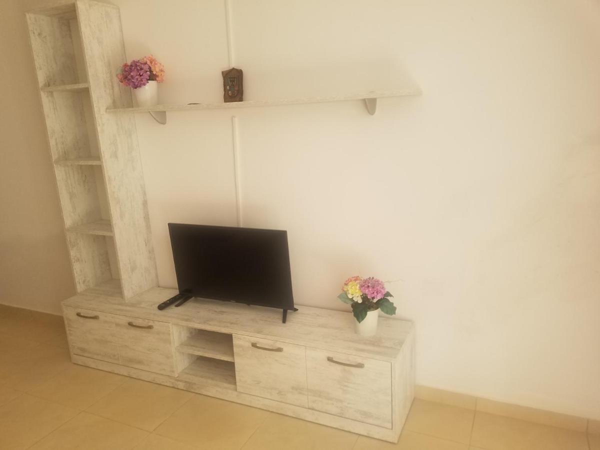 Apartamente Duplex Berti Sarandë エクステリア 写真