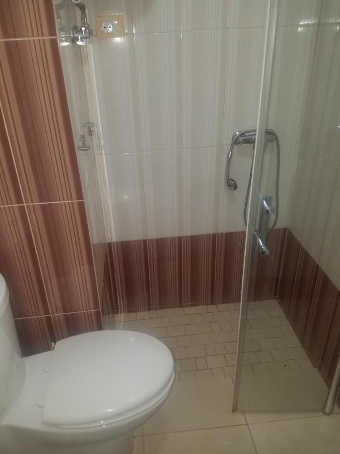Apartamente Duplex Berti Sarandë エクステリア 写真